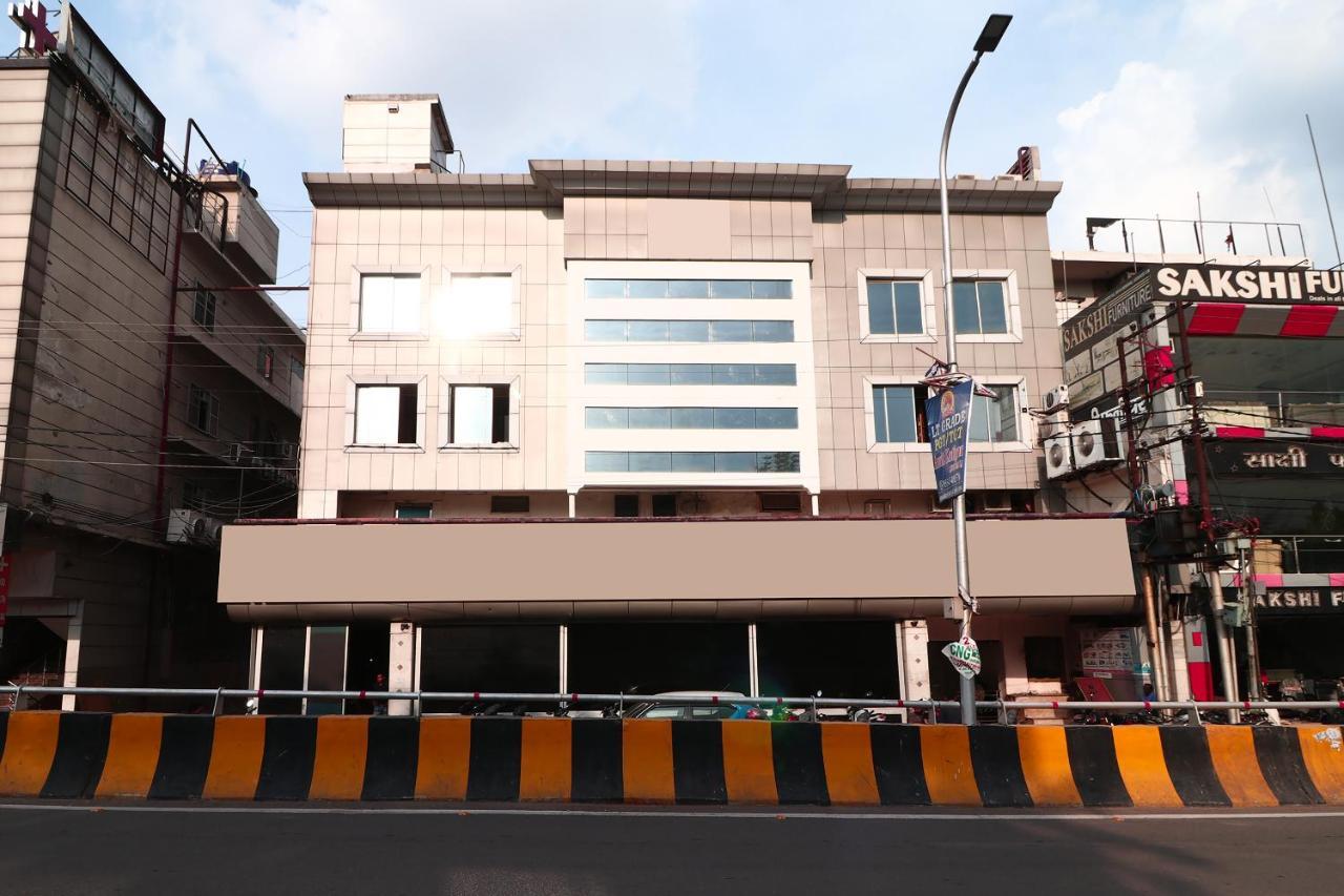 Hotel Deep Kanpur Extérieur photo