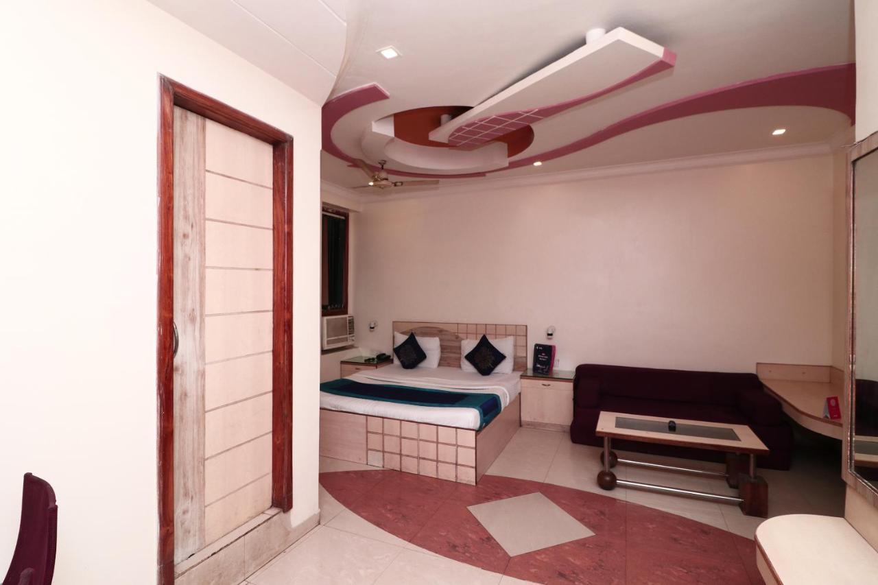 Hotel Deep Kanpur Extérieur photo