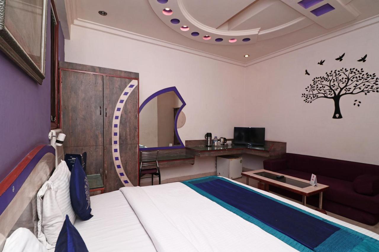 Hotel Deep Kanpur Extérieur photo