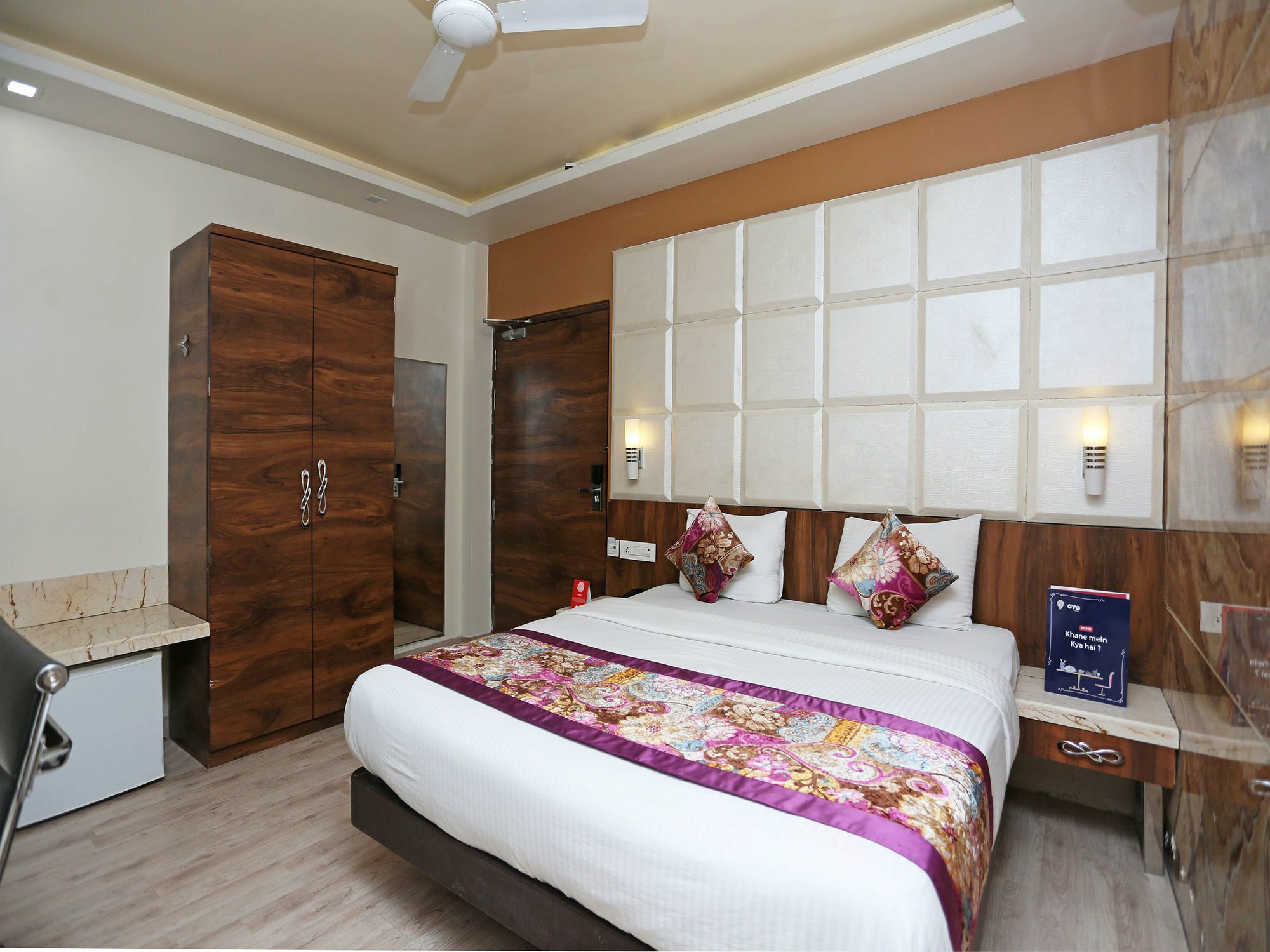 Hotel Deep Kanpur Extérieur photo