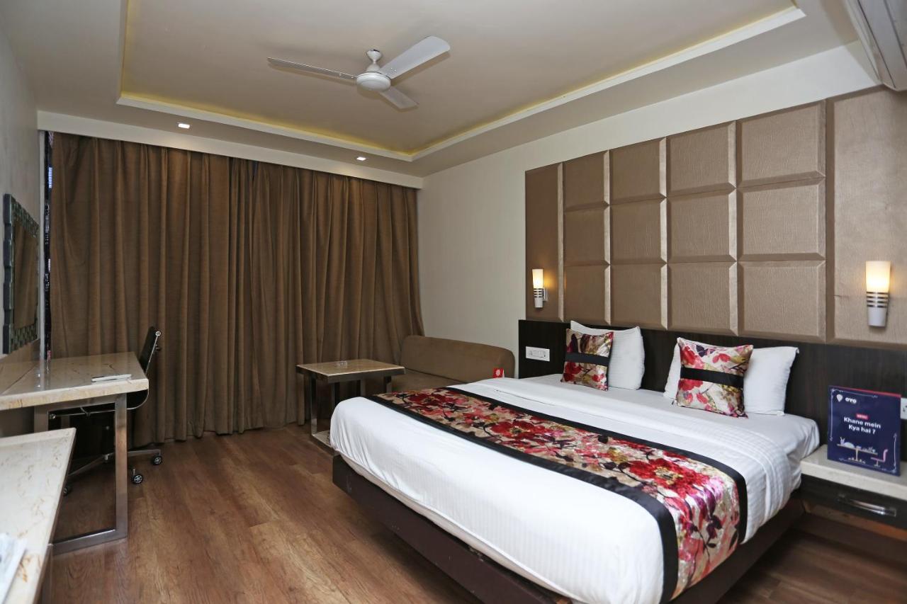 Hotel Deep Kanpur Extérieur photo